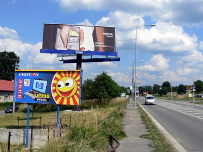 Billboardy u silnice